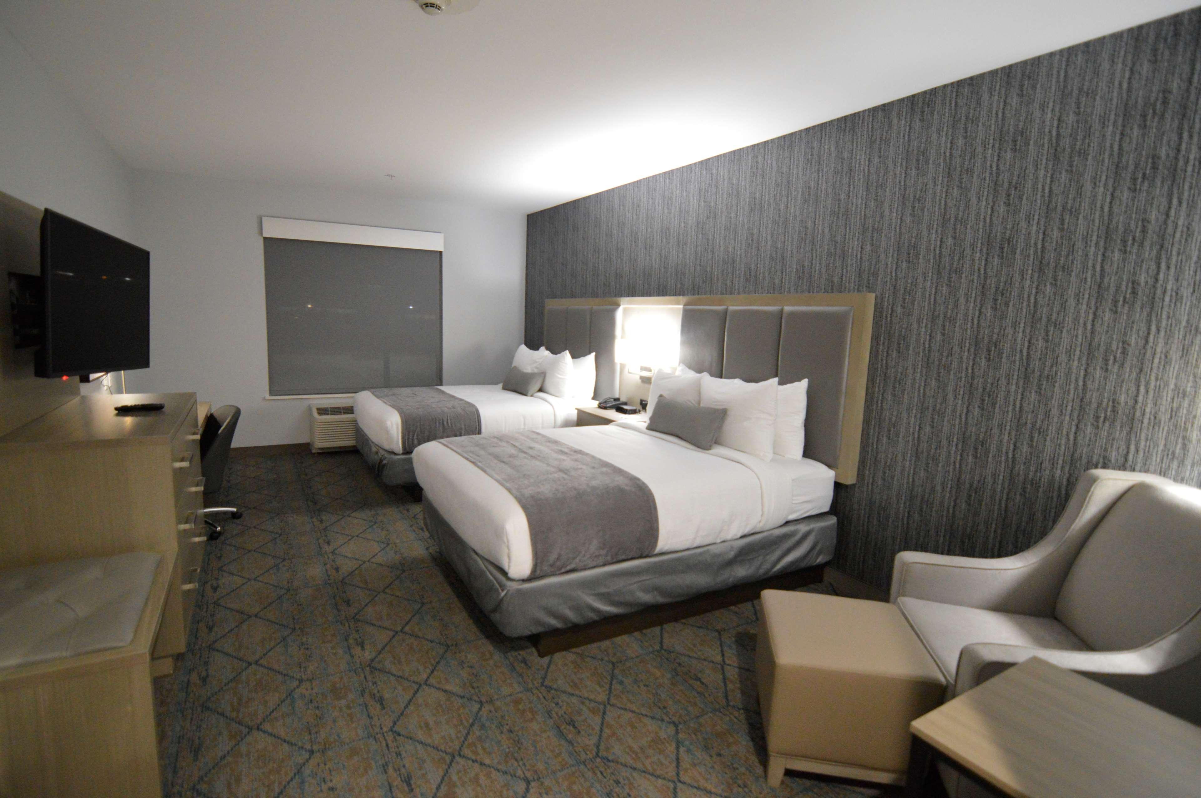 Best Western Plus Executive Residency Oklahoma City I-35 Exterior photo