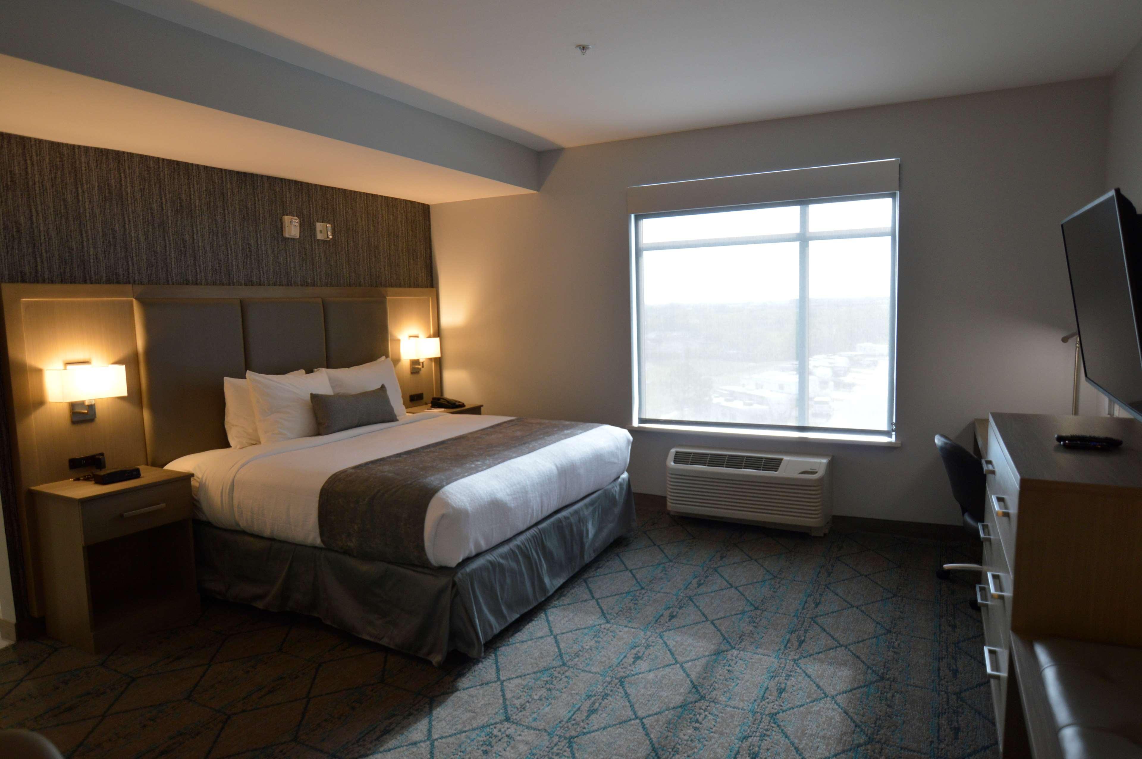 Best Western Plus Executive Residency Oklahoma City I-35 Exterior photo